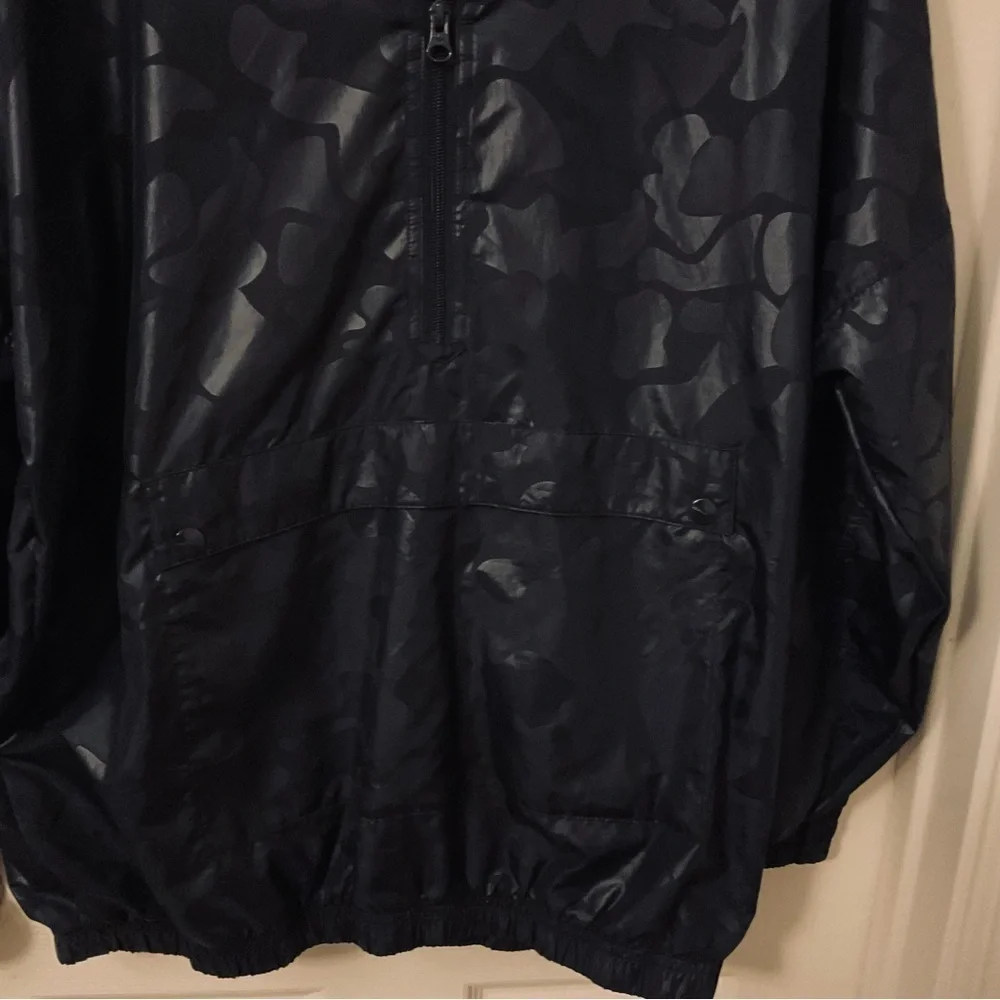 Adidas Originals Seoul Winter Embossed Windbreaker Women's size medium